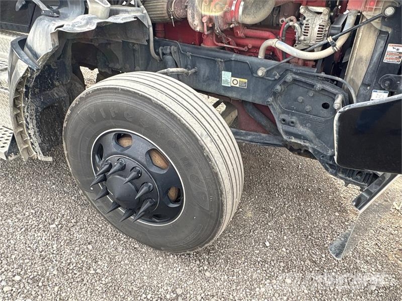 Kenworth T880 Motrici e Trattori Stradali