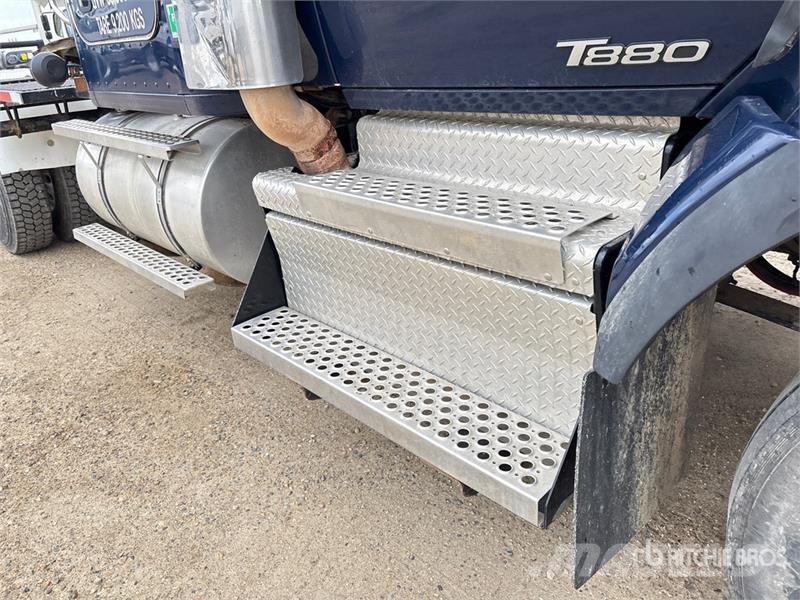 Kenworth T880 وحدات الجر