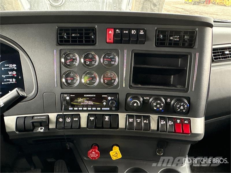 Kenworth T880 牵引车