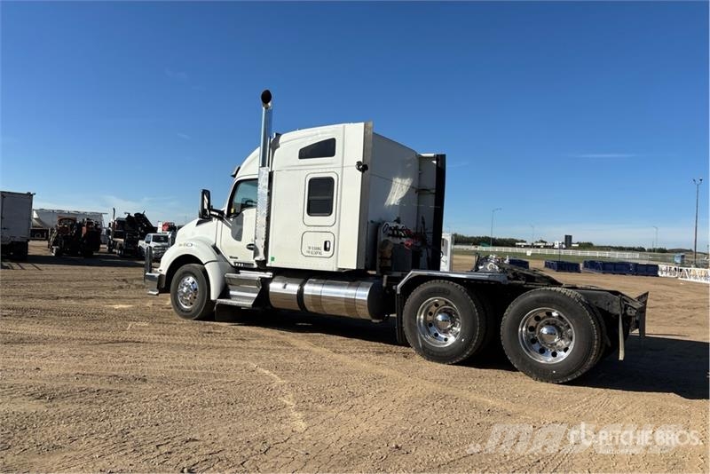 Kenworth T880 Tractores (camiões)