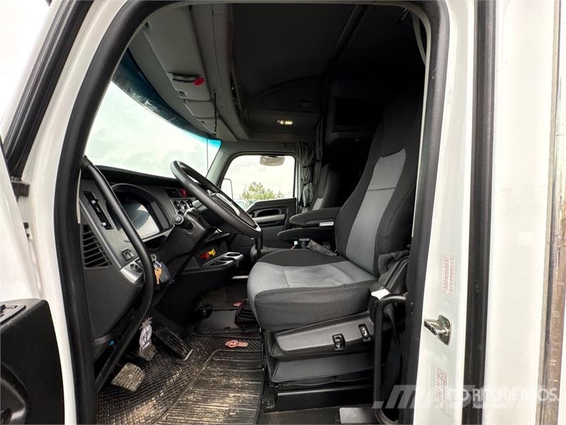 Kenworth T880 牵引车
