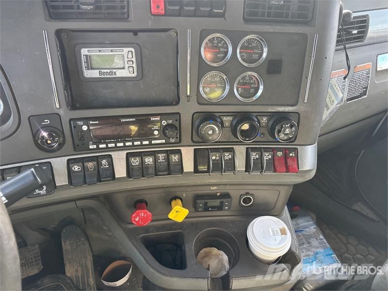Kenworth T880 Tractor Units