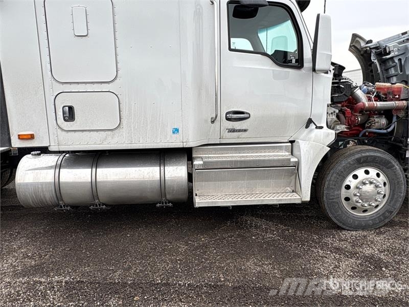Kenworth T880 牵引车