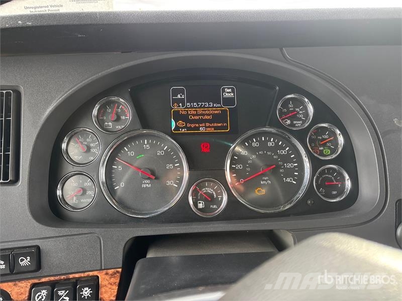 Kenworth T880 وحدات الجر