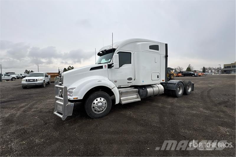 Kenworth T880 牵引车