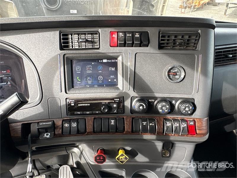 Kenworth T880 Motrici e Trattori Stradali