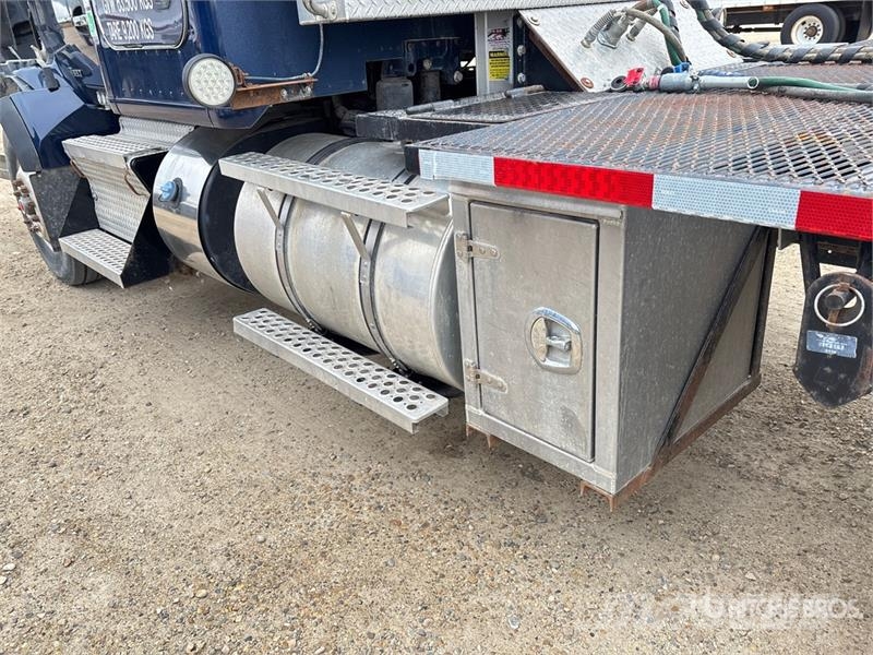 Kenworth T880 وحدات الجر