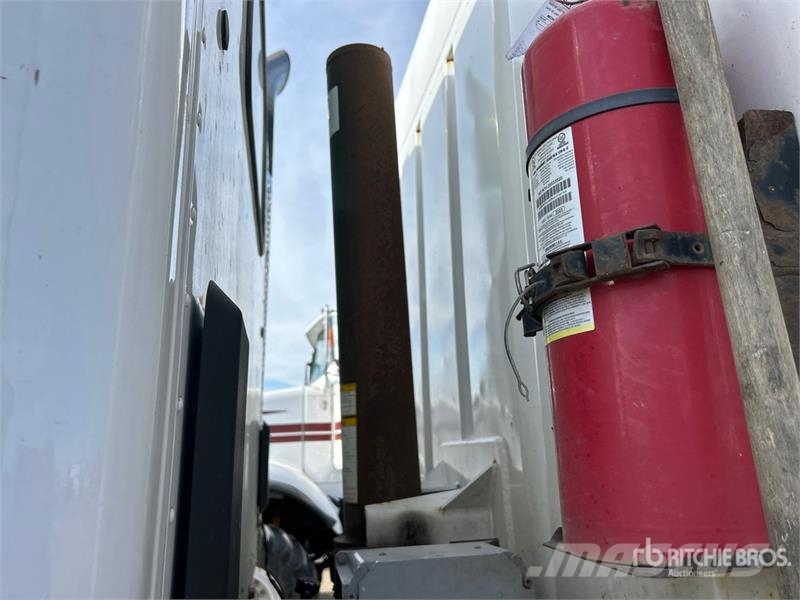 Kenworth T880 Самоскиди