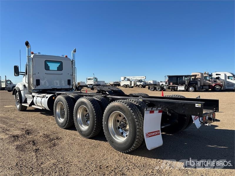 Kenworth T880 Vlačilci