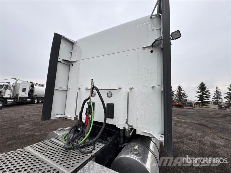 Kenworth T880 牵引车