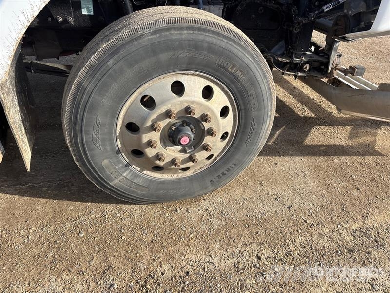 Kenworth T880 Tractor Units