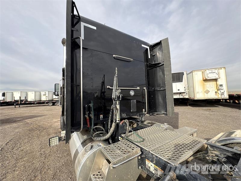 Kenworth T880 Motrici e Trattori Stradali