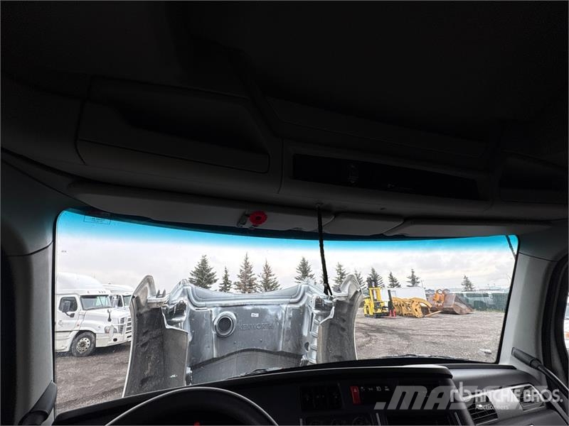 Kenworth T880 牵引车