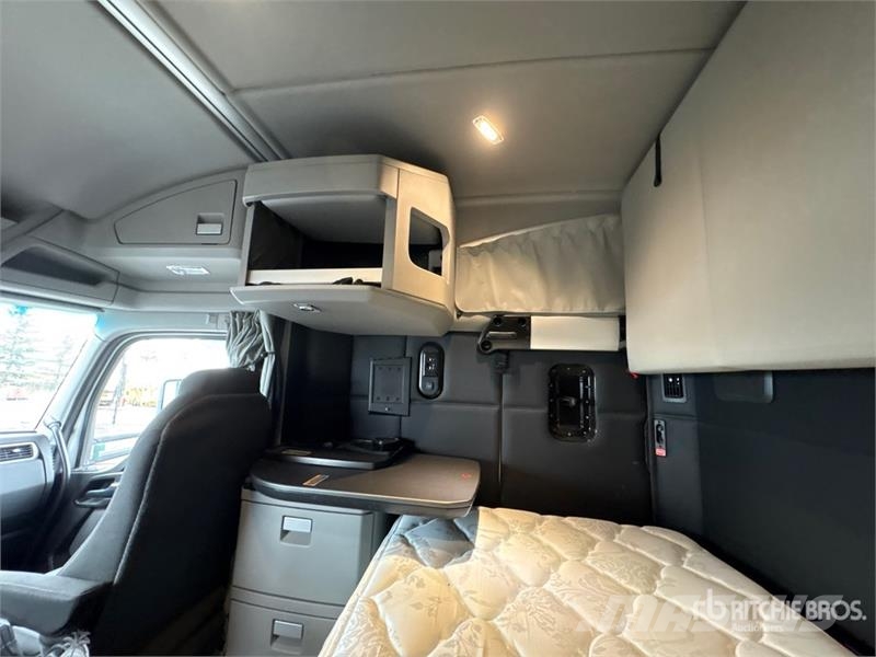 Kenworth T880 牵引车
