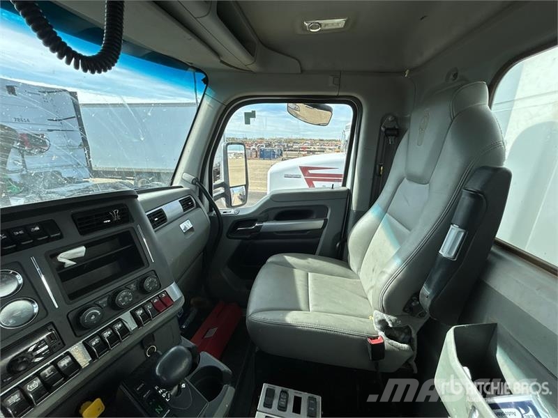 Kenworth T880 Самоскиди