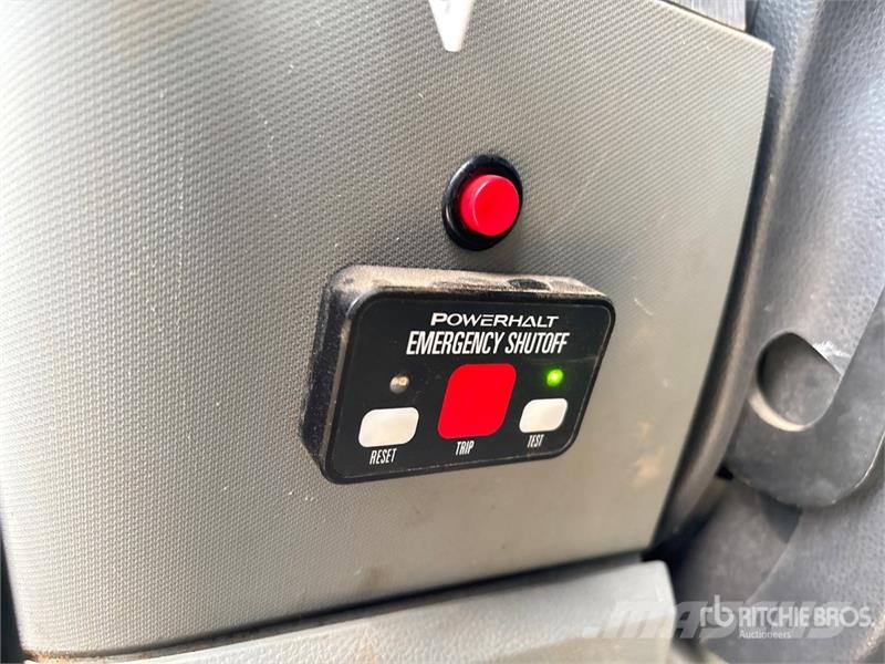 Kenworth T880 وحدات الجر