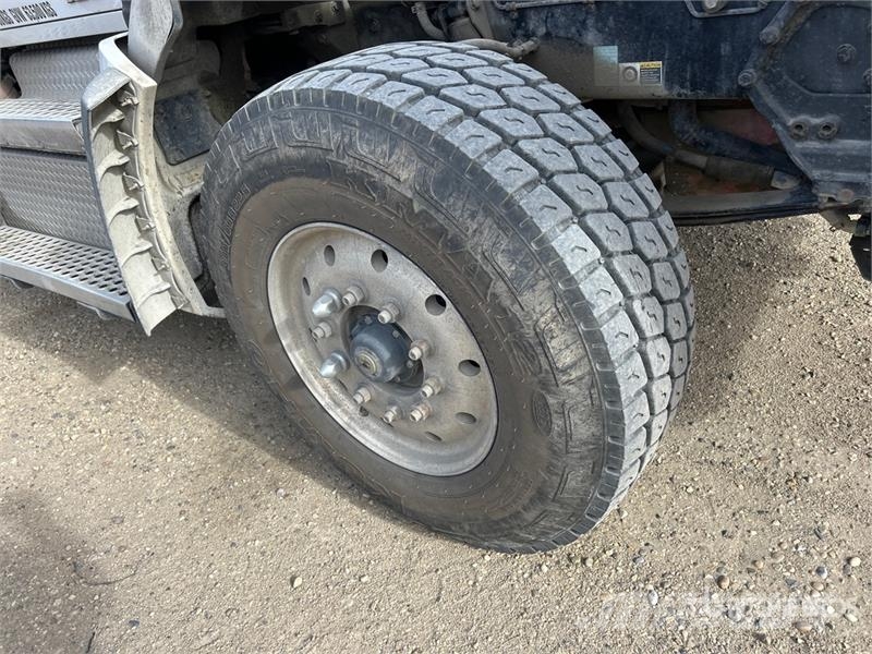 Kenworth T880 Самоскиди