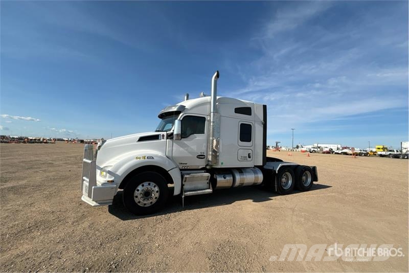 Kenworth T880 Prime Movers