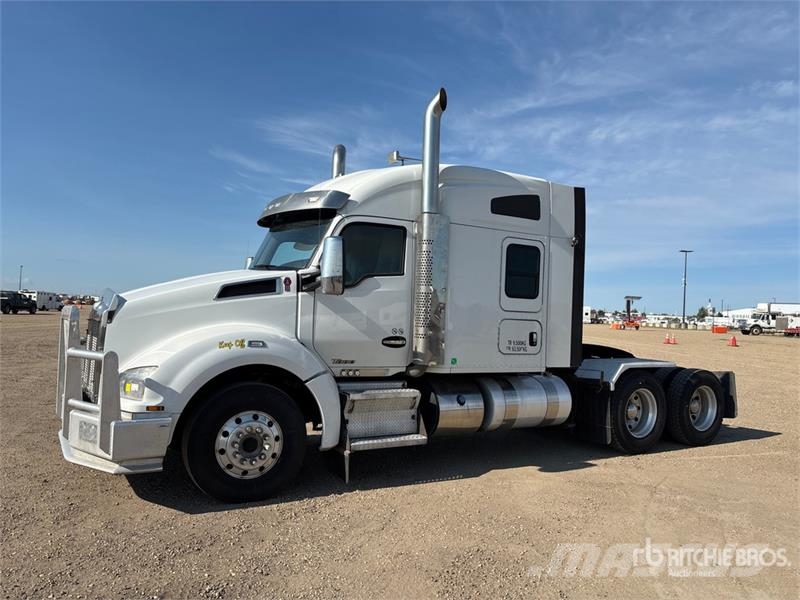 Kenworth T880 Prime Movers