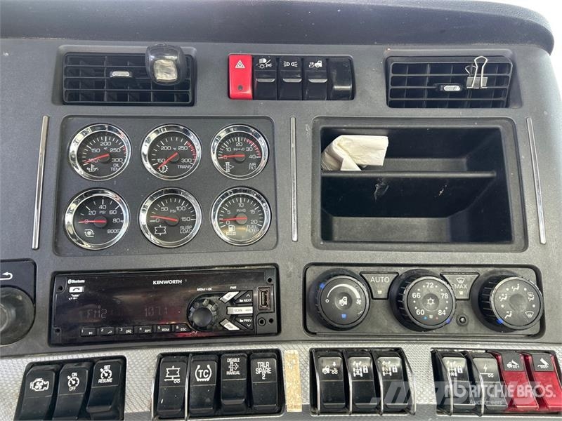 Kenworth T880 Самоскиди