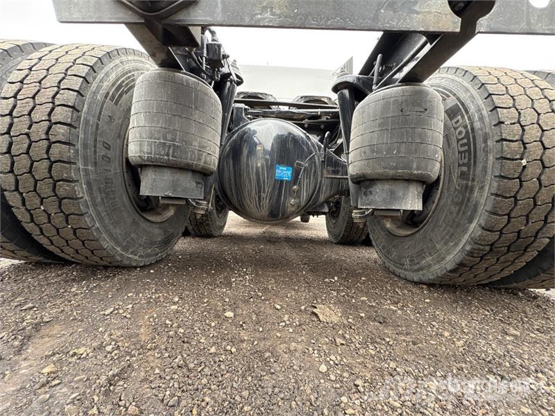 Kenworth T880 牵引车