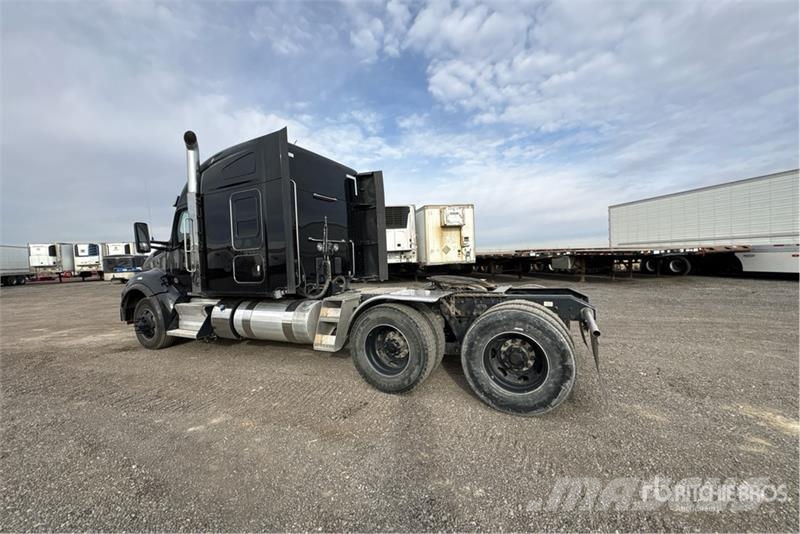 Kenworth T880 Motrici e Trattori Stradali