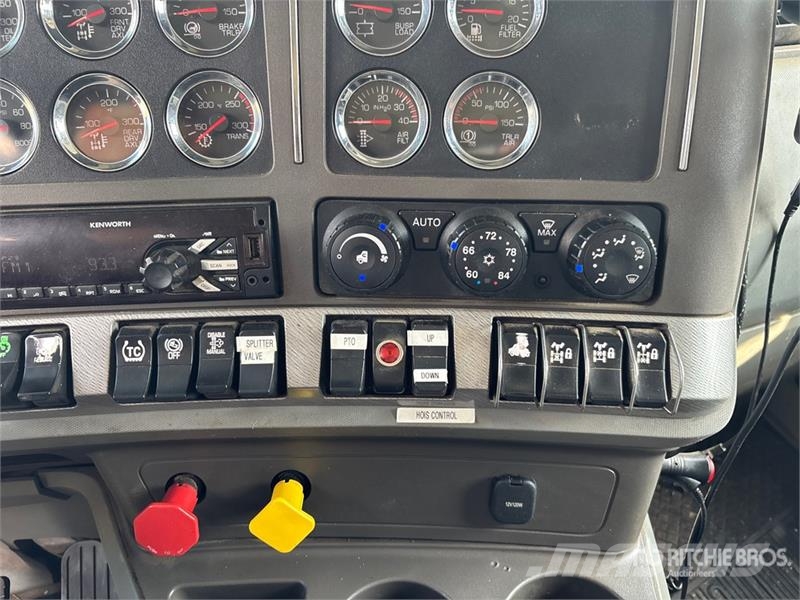 Kenworth T880 6x4 Grain Truck Камиони за товар / зърно