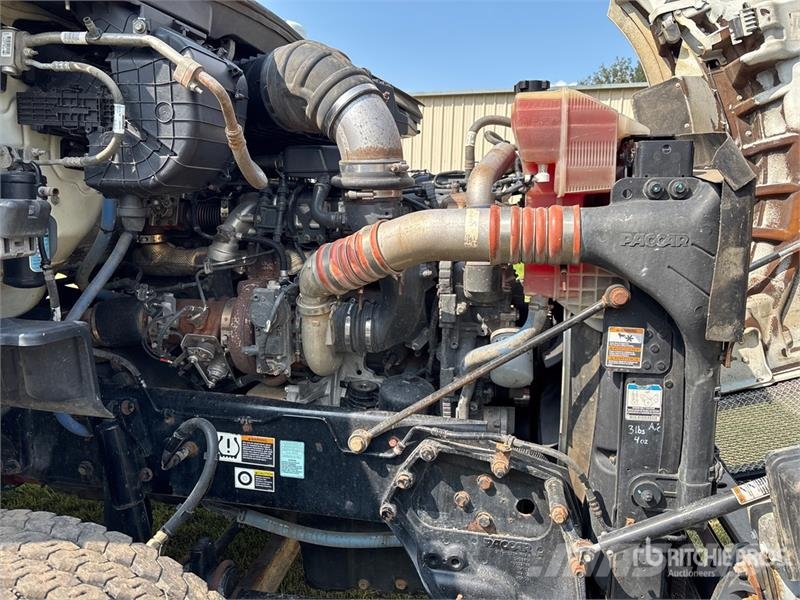 Kenworth T880 6x4 Grain Truck Камиони за товар / зърно