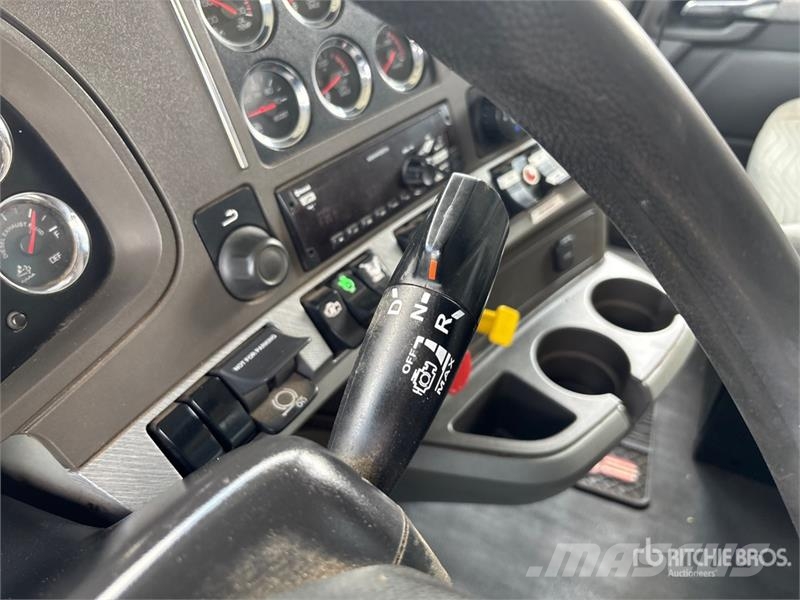 Kenworth T880 6x4 Grain Truck Камиони за товар / зърно