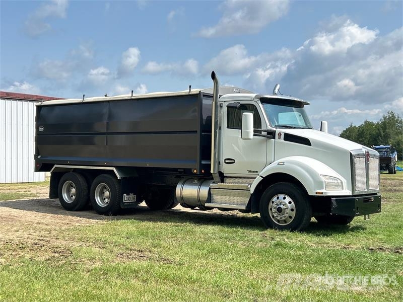 Kenworth T880 6x4 Grain Truck Камиони за товар / зърно