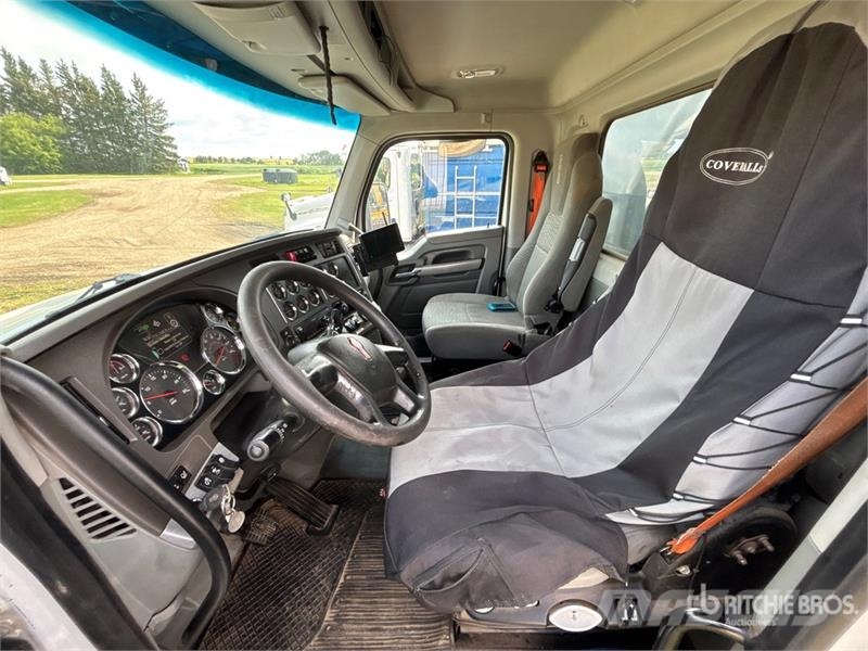 Kenworth T880 6x4 Grain Truck Камиони за товар / зърно