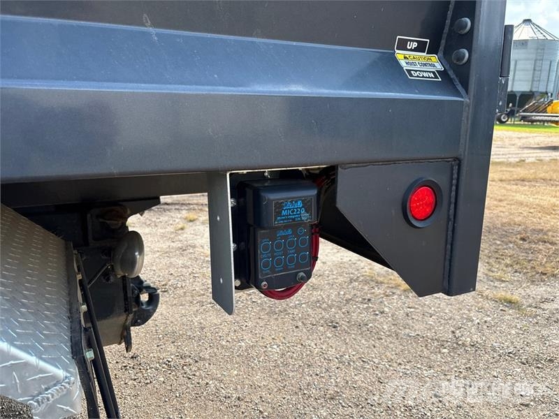 Kenworth T880 6x4 Grain Truck Камиони за товар / зърно