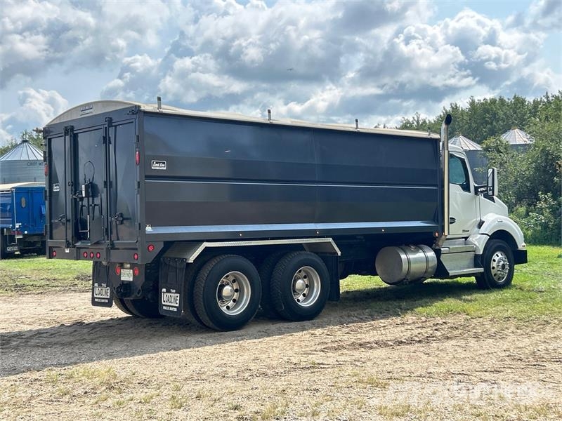 Kenworth T880 6x4 Grain Truck Камиони за товар / зърно