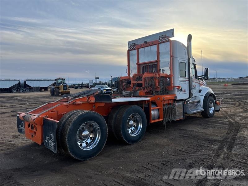 Kenworth T880 6x4 Sleeper Winch Truck Vyslobodzovacie vozidlá