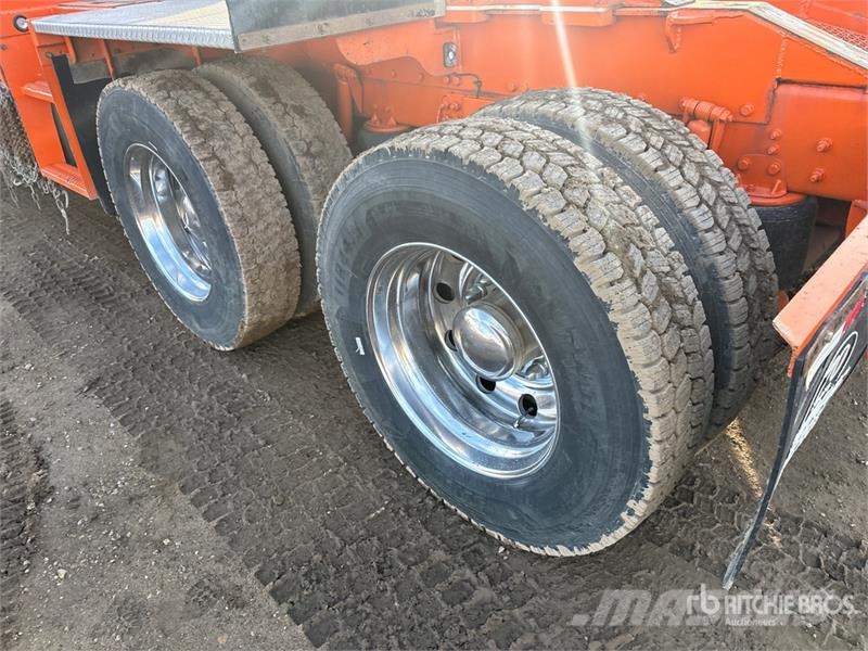 Kenworth T880 6x4 Sleeper Winch Truck Vyslobodzovacie vozidlá