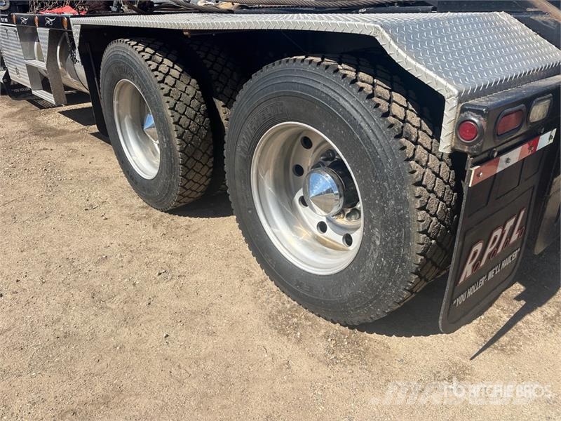Kenworth W900 مركبات إصلاح الأعطال