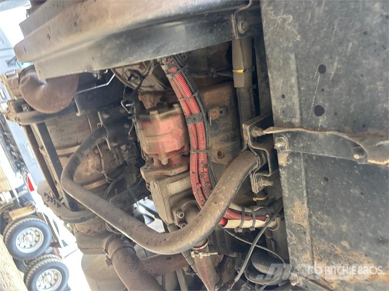 Kenworth W900 牵引车