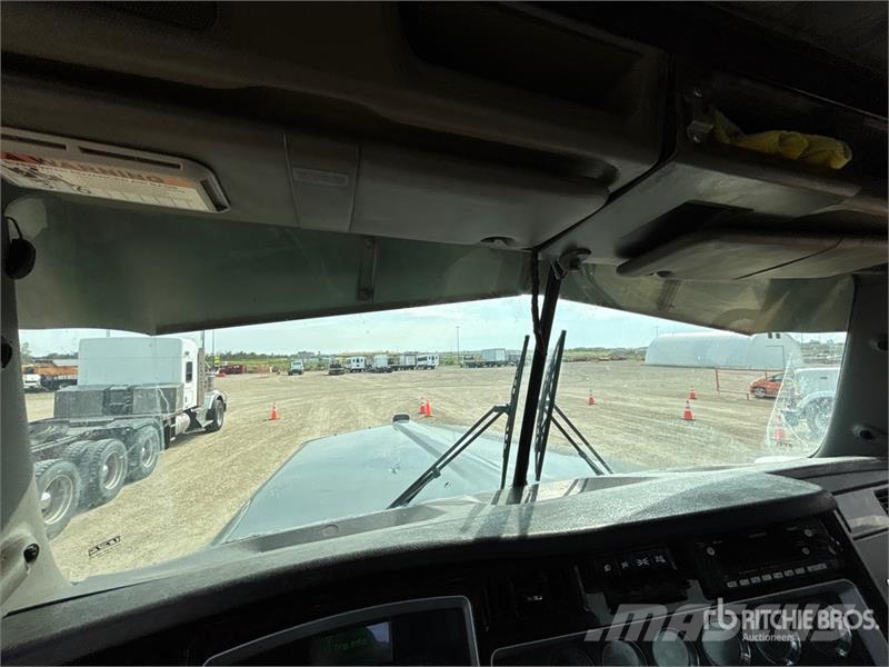 Kenworth W900 Vetopöytäautot