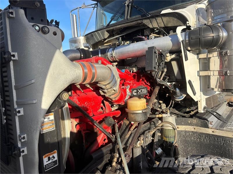 Kenworth W900 牵引车