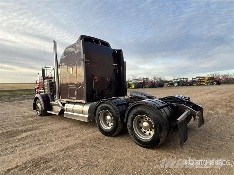 Kenworth W900 Sattelzugmaschinen