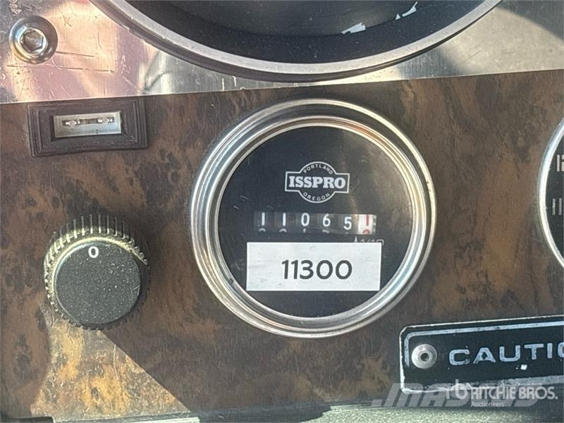 Kenworth W900 مركبات إصلاح الأعطال