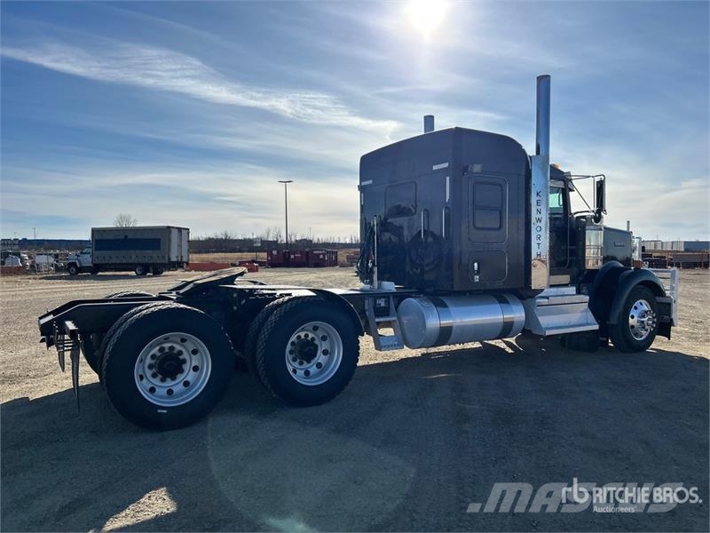 Kenworth W900 Naudoti vilkikai