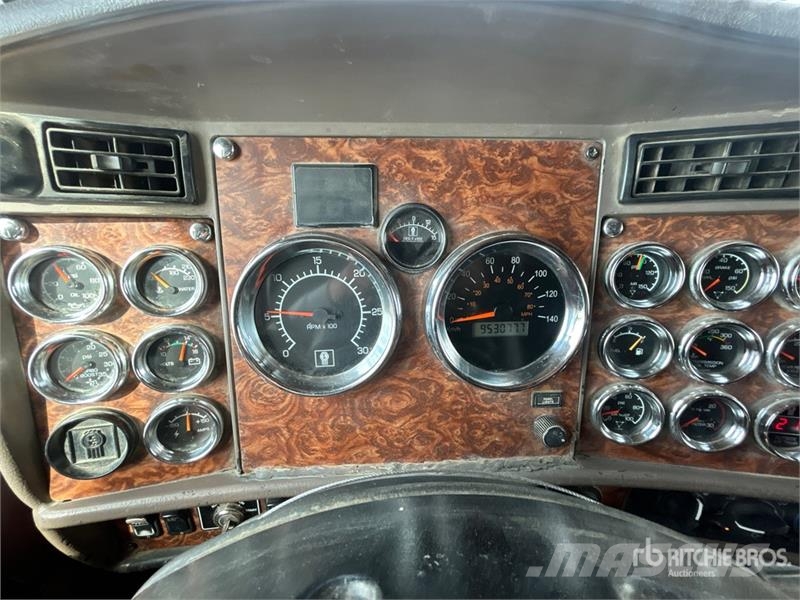 Kenworth W900 Τράκτορες