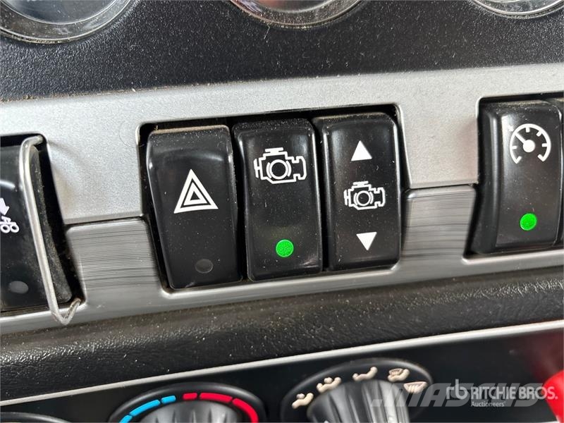 Kenworth W900 مركبات إصلاح الأعطال