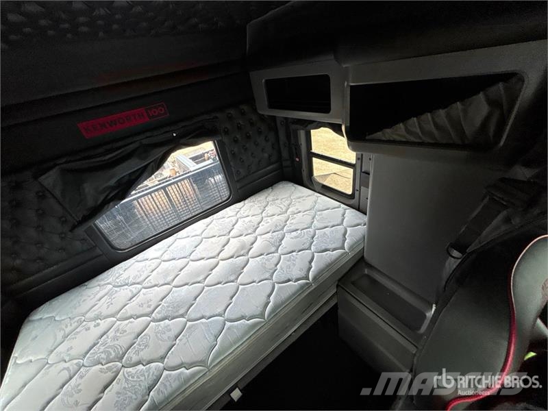 Kenworth W900 مركبات إصلاح الأعطال