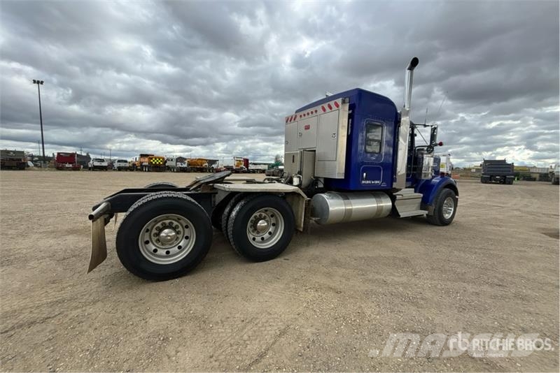 Kenworth W900 Motrici e Trattori Stradali