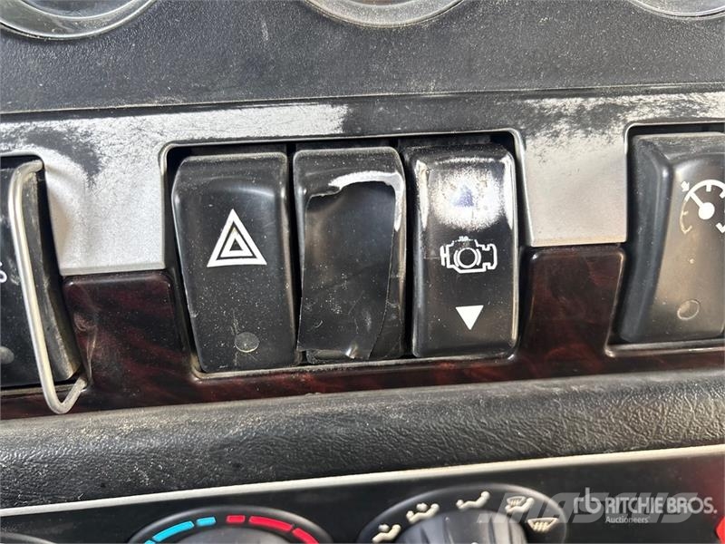 Kenworth W900 Vetopöytäautot