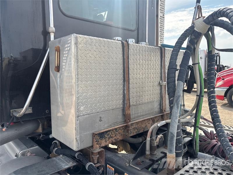 Kenworth W900 Vetopöytäautot