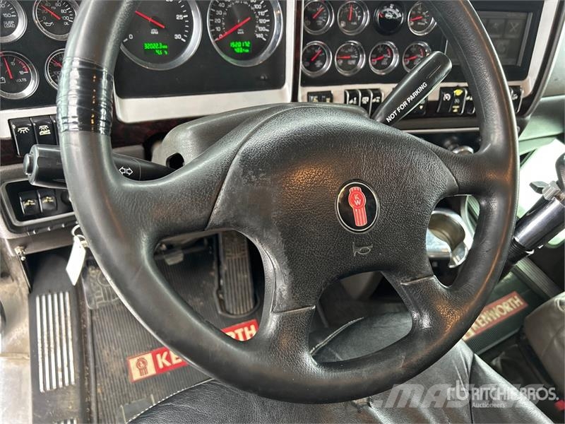 Kenworth W900 Sattelzugmaschinen