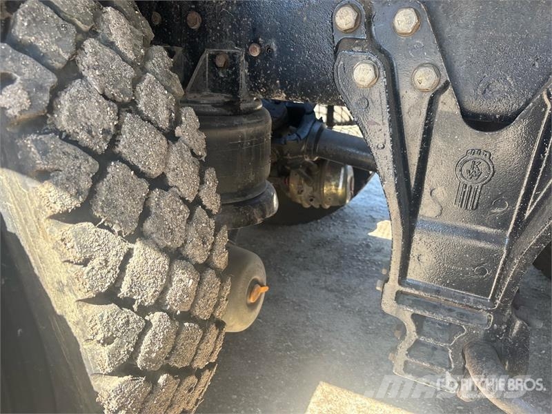 Kenworth W900 مركبات إصلاح الأعطال